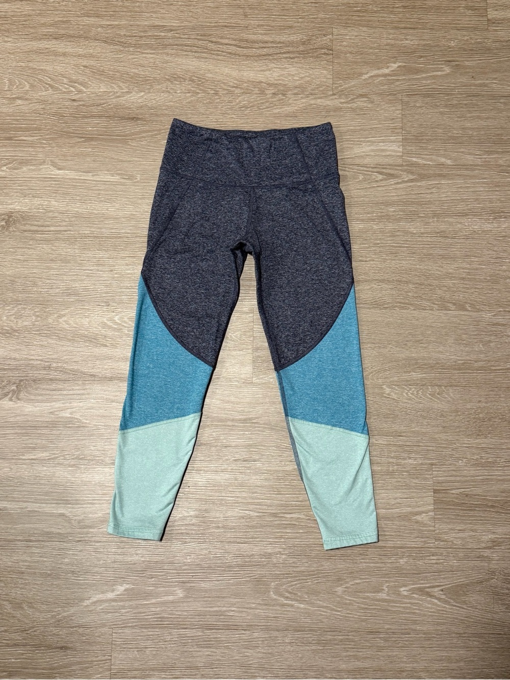 Old Navy Girls Colorblock Active Leggings - Navy, Teal, Mint